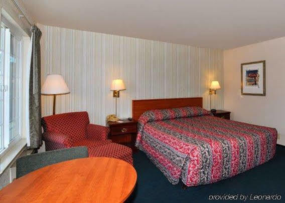 Econo Lodge Salinas Room photo
